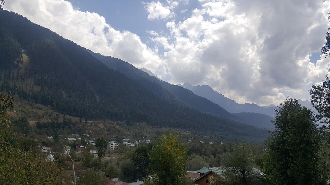 Hamdard Resort Пахалгам Экстерьер фото
